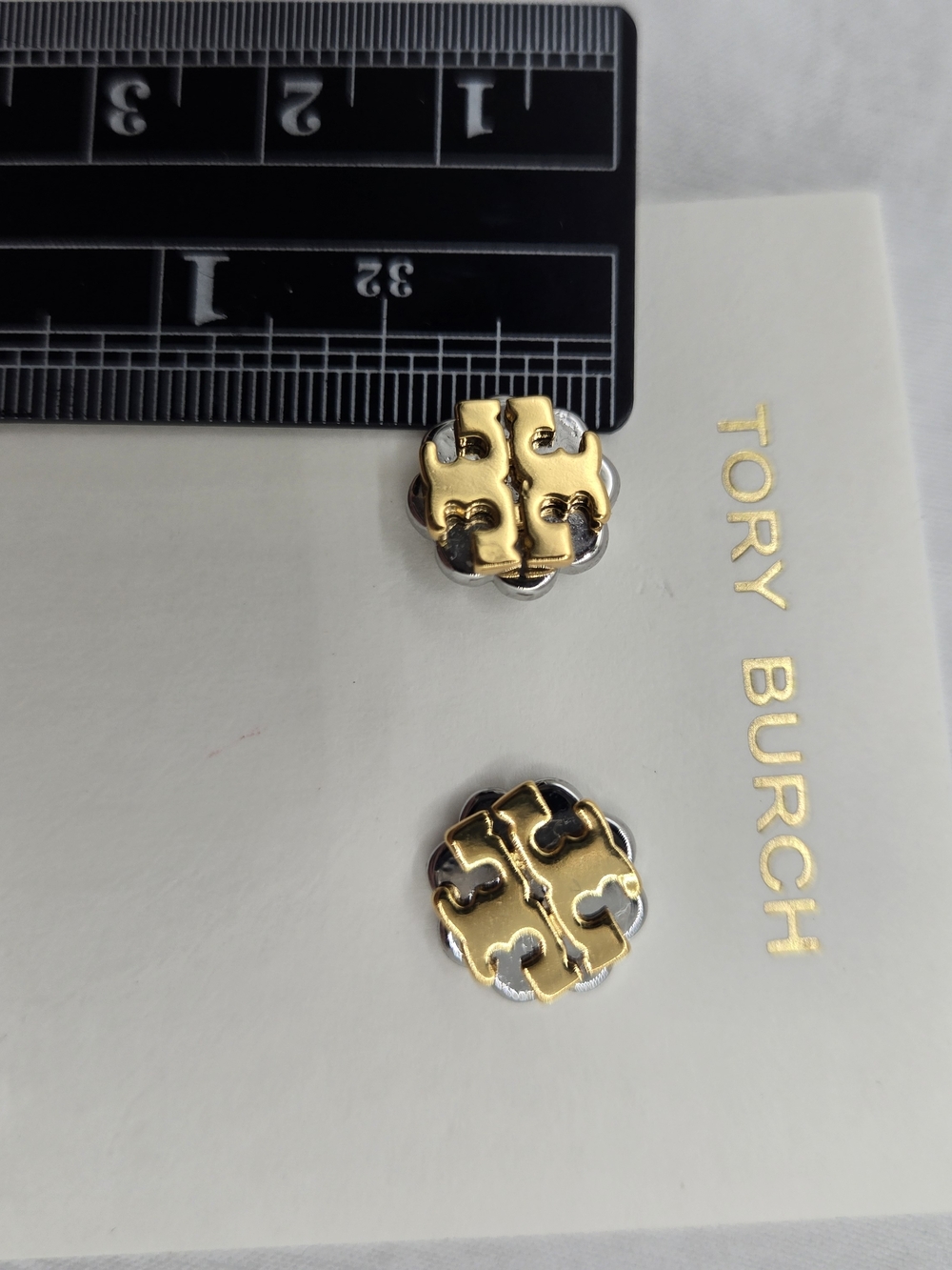 Tory Burch Logo Stud Earrings Gold Tone Two Tone Round Classic - Picture 4 of 4